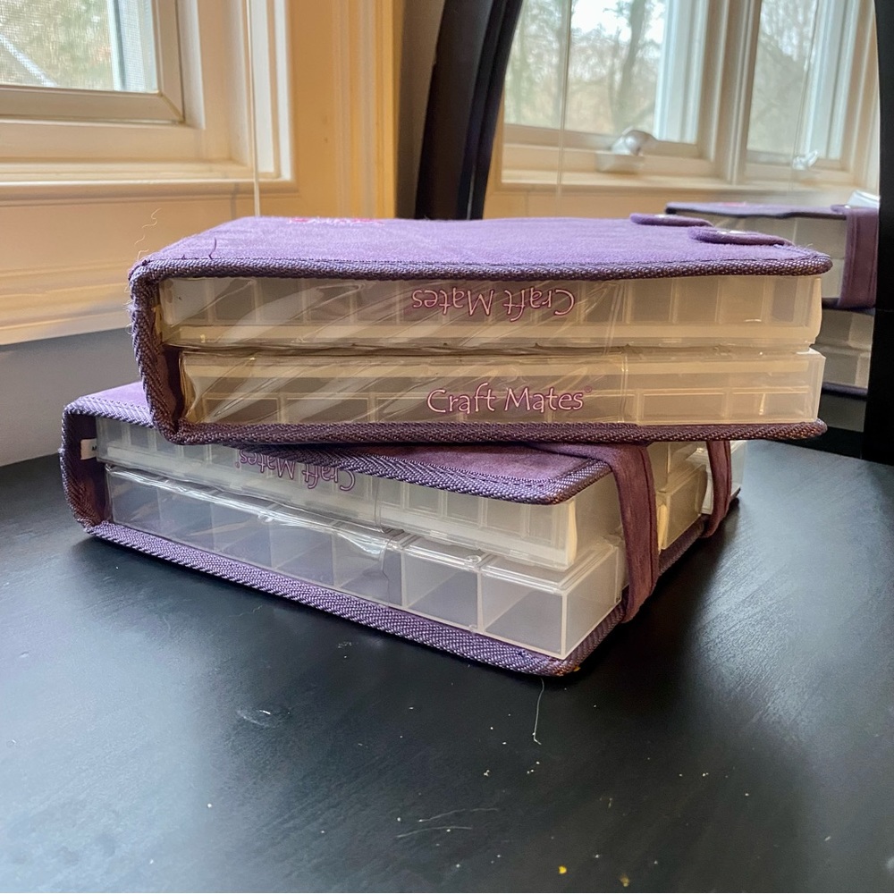 PACK OF TWO Craft Mates Double Sided Case w 8organizers, for (beads, pins, more) - Picture 4 of 16